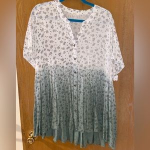 ODDY White and Ombre Sage Green Floral Button-Front Babydoll Tunic